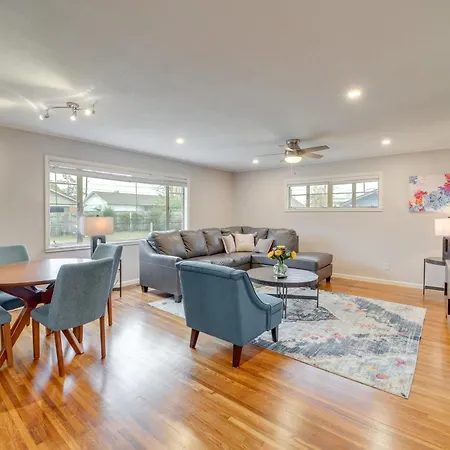 6 Mi To Dtwn Dog-Friendly Home With Yard In Tulsa